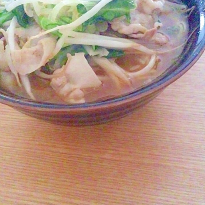 春キャベツの味噌ラーメン